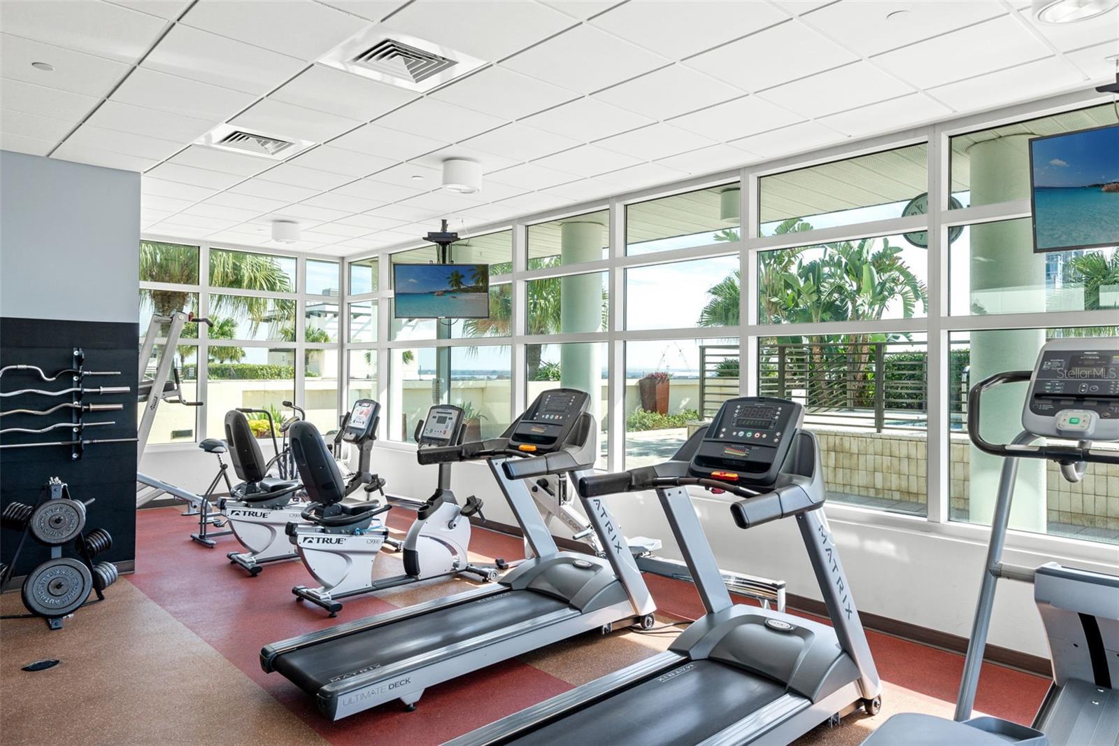 GRAND CENTRAL AT KENNEDY RESID - Residential