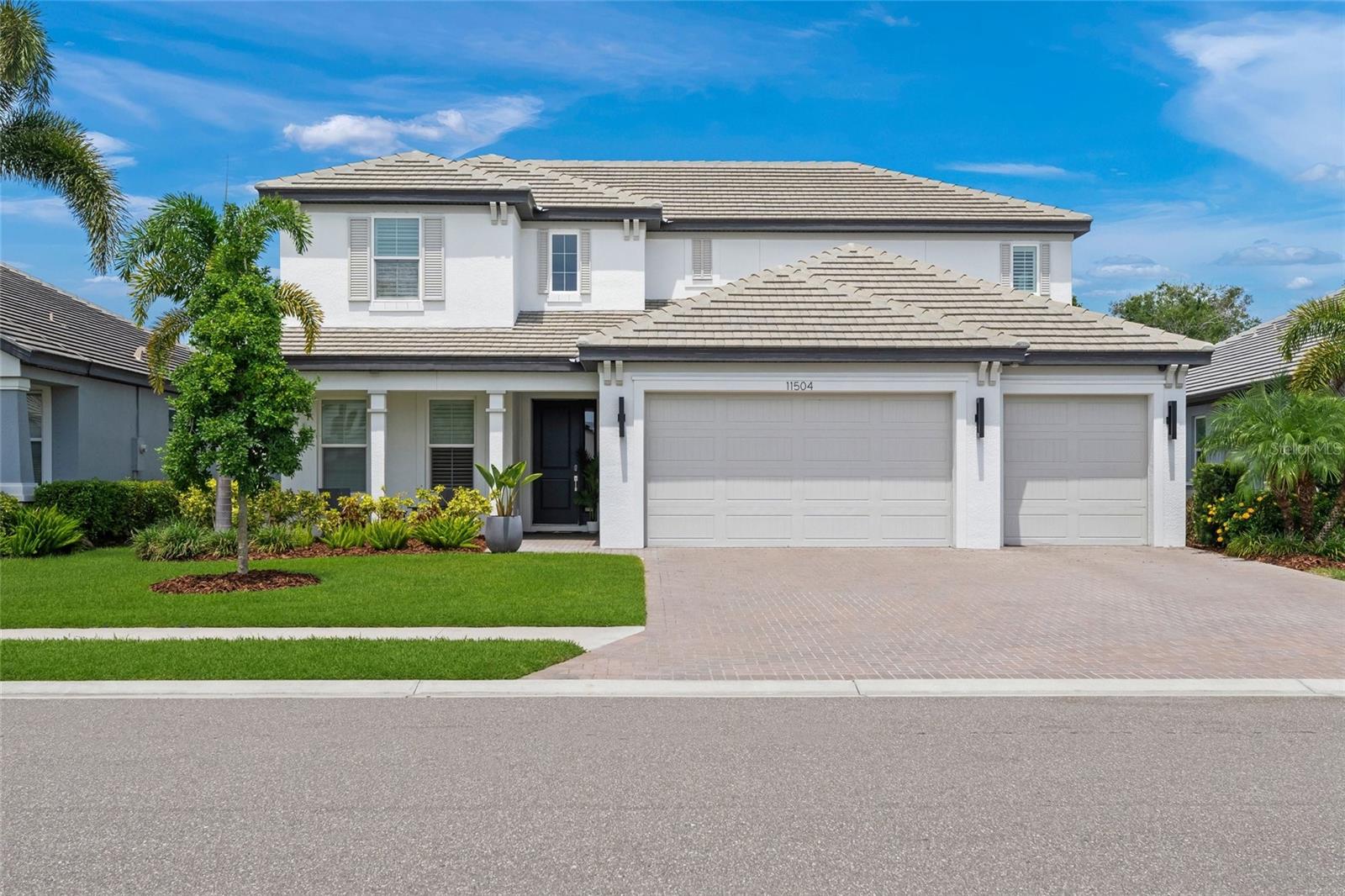 11504 APPLE TREE CIRCLE