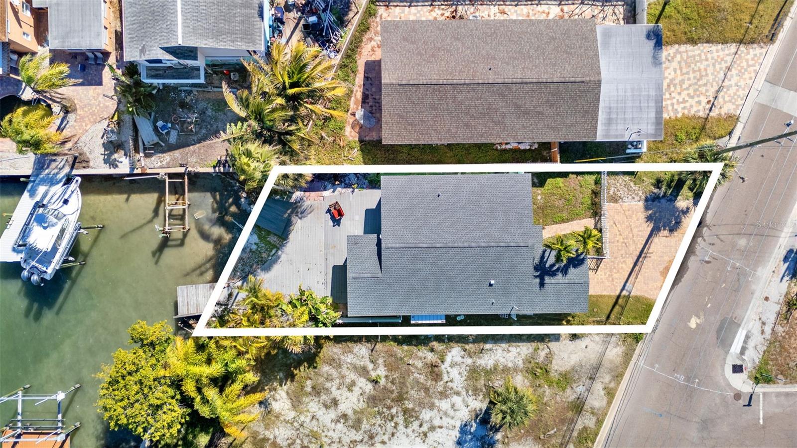 SUNNY SHORES - Residential