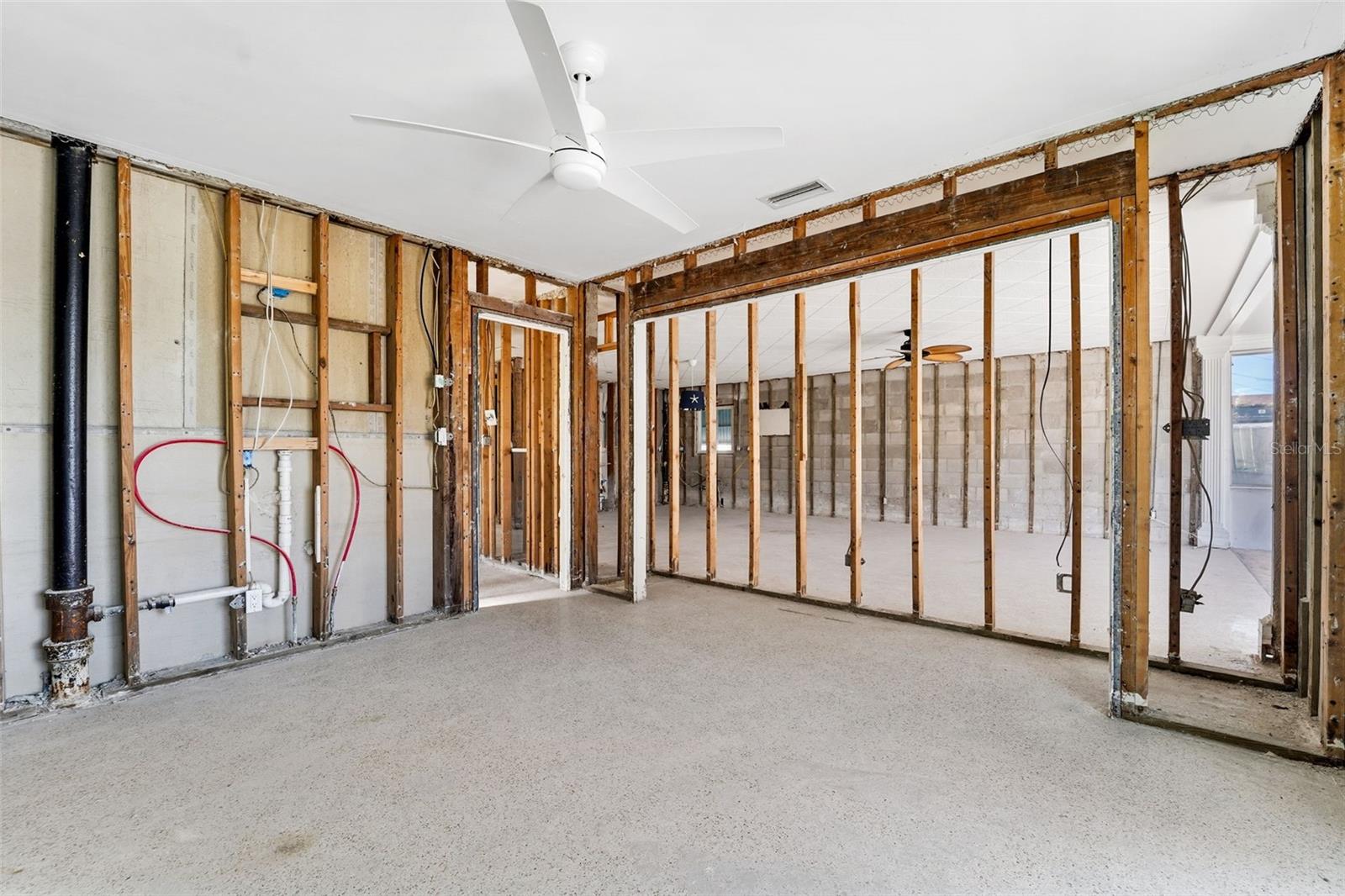 SUNNY SHORES - Residential