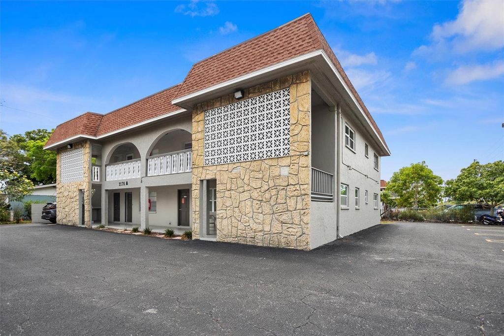 Photo of 2176 Winchester Road N #4, St Petersburg, FL 33710 (MLS # TB8424665)