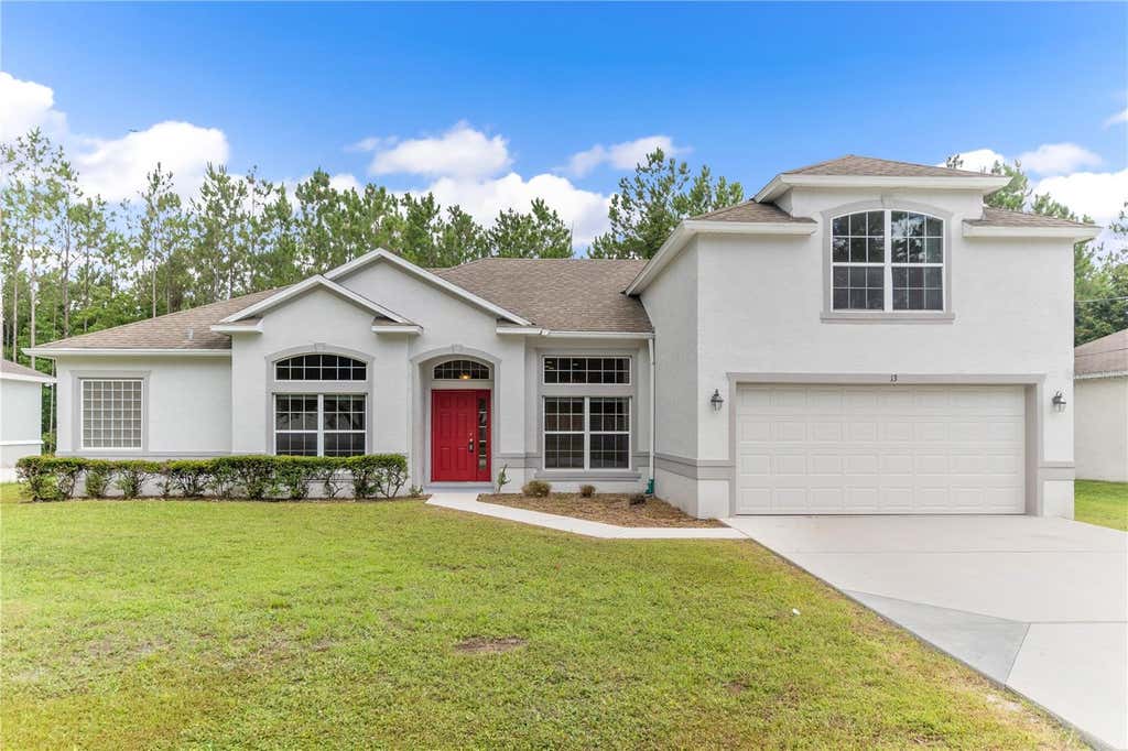 Photo of 13 Zinnia Trail, Palm Coast, FL 32164 (MLS # FC320543)
