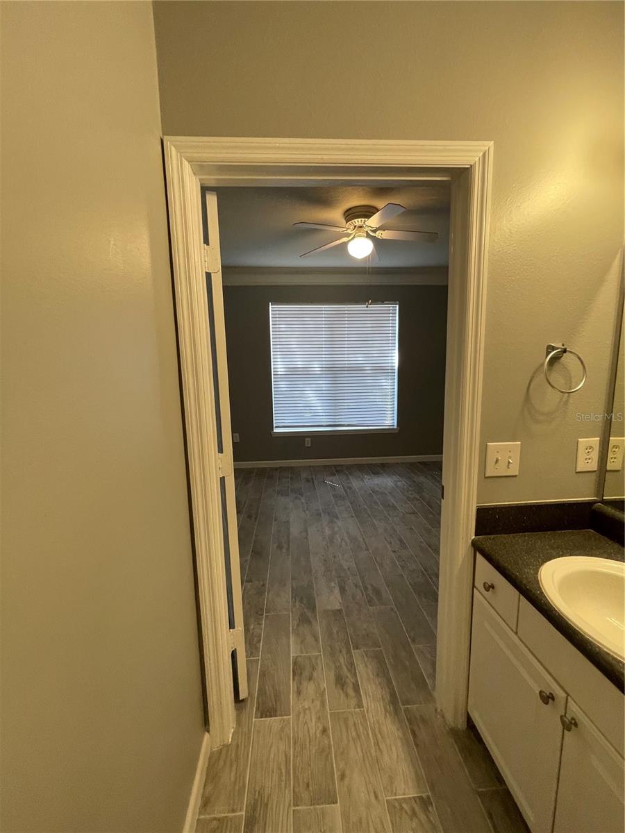 MIRABELLA - Residential Lease