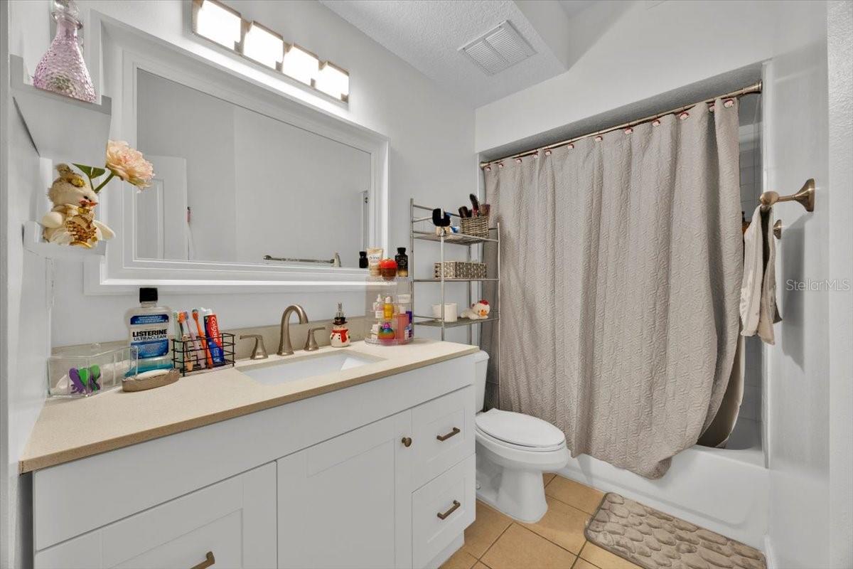 VILLANOVA/HUNTERS CRK - Residential