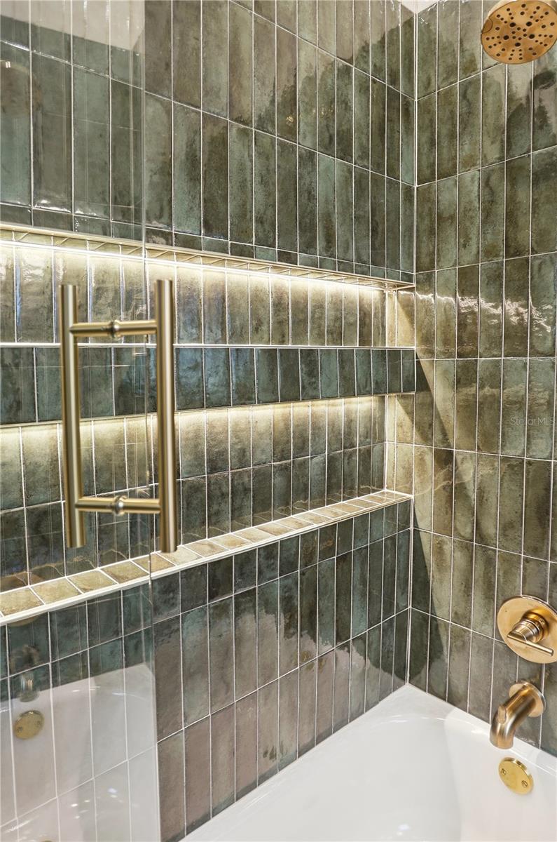 GROVE AT THE HARVEST DISTRICT - Residential