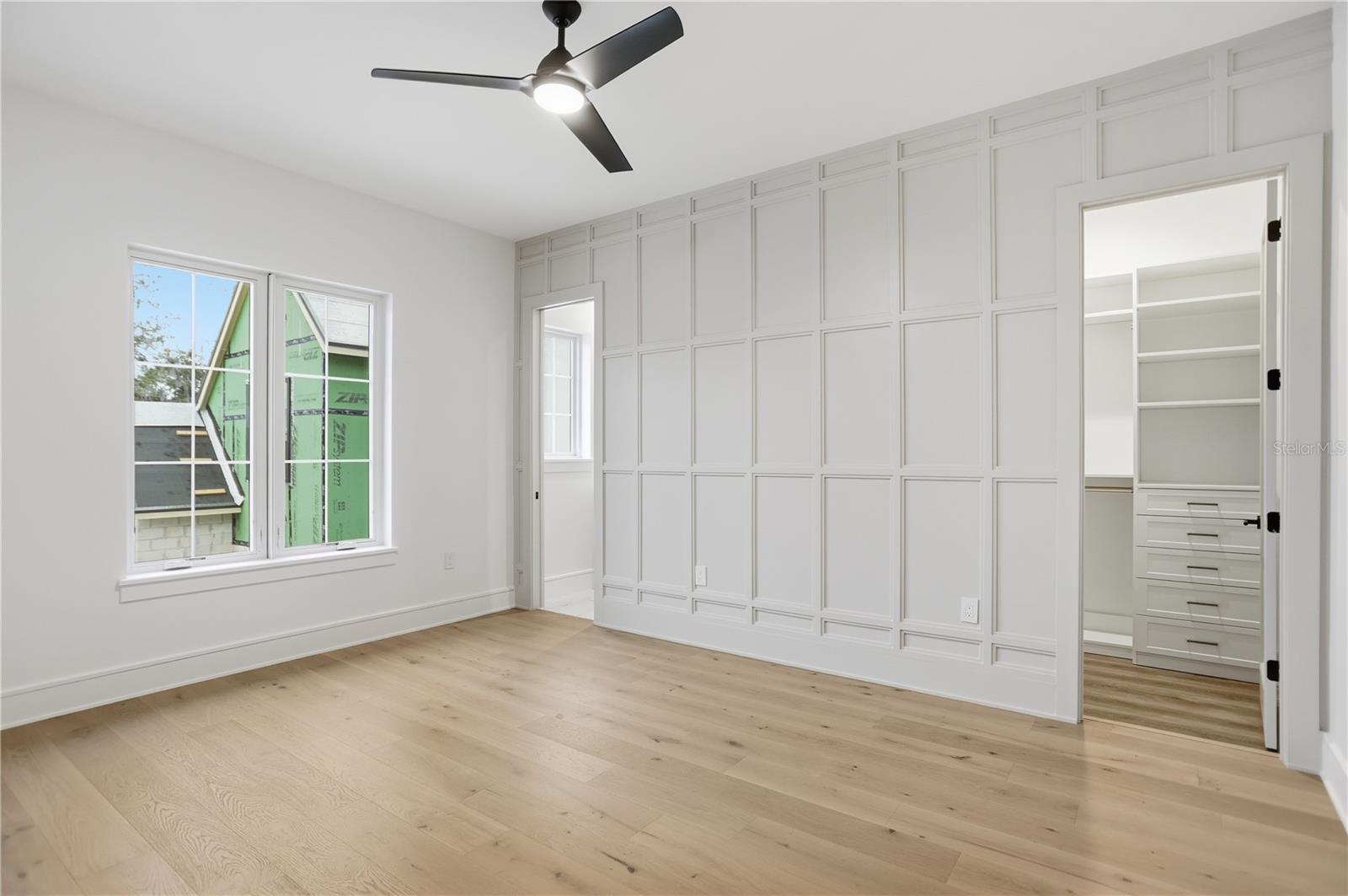 GROVE AT THE HARVEST DISTRICT - Residential