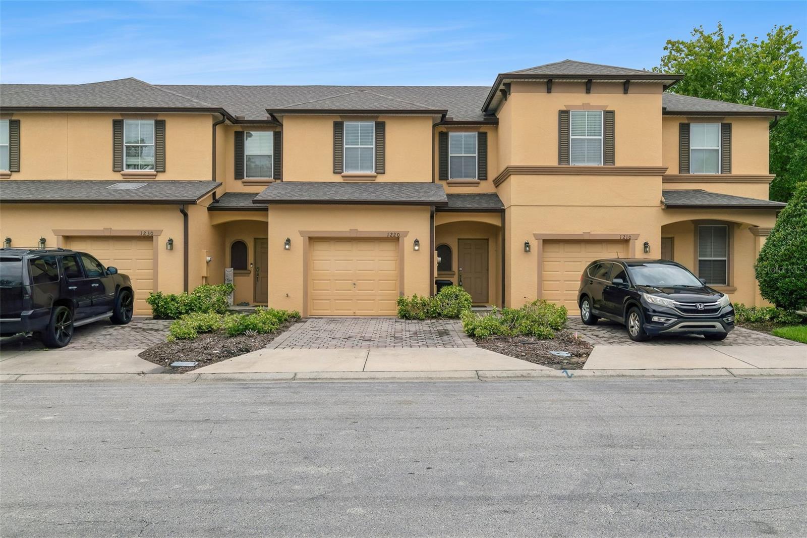 1220 TWIN TREES LANE