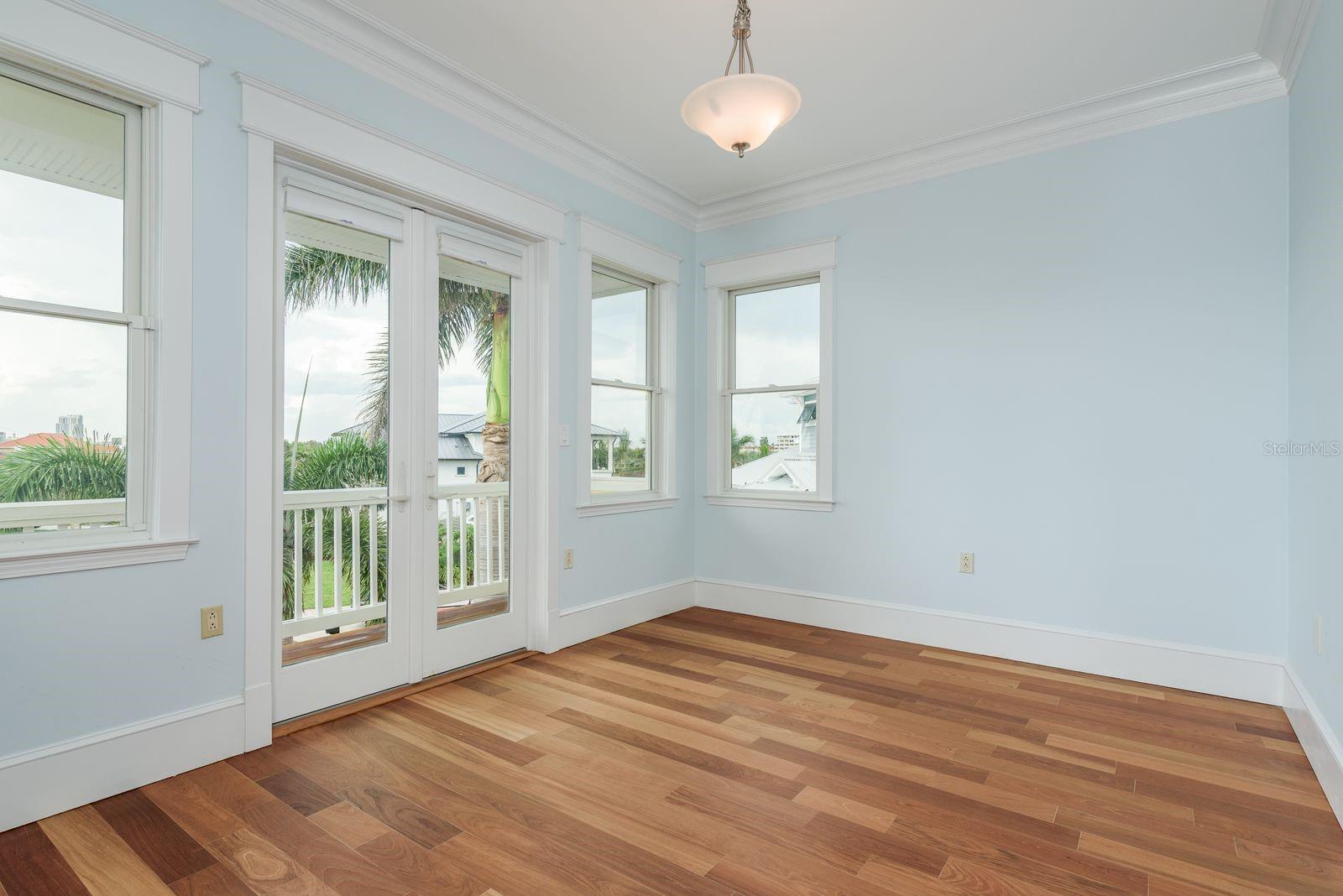 ISLAND ESTATES OF CLEARWATER - Residential