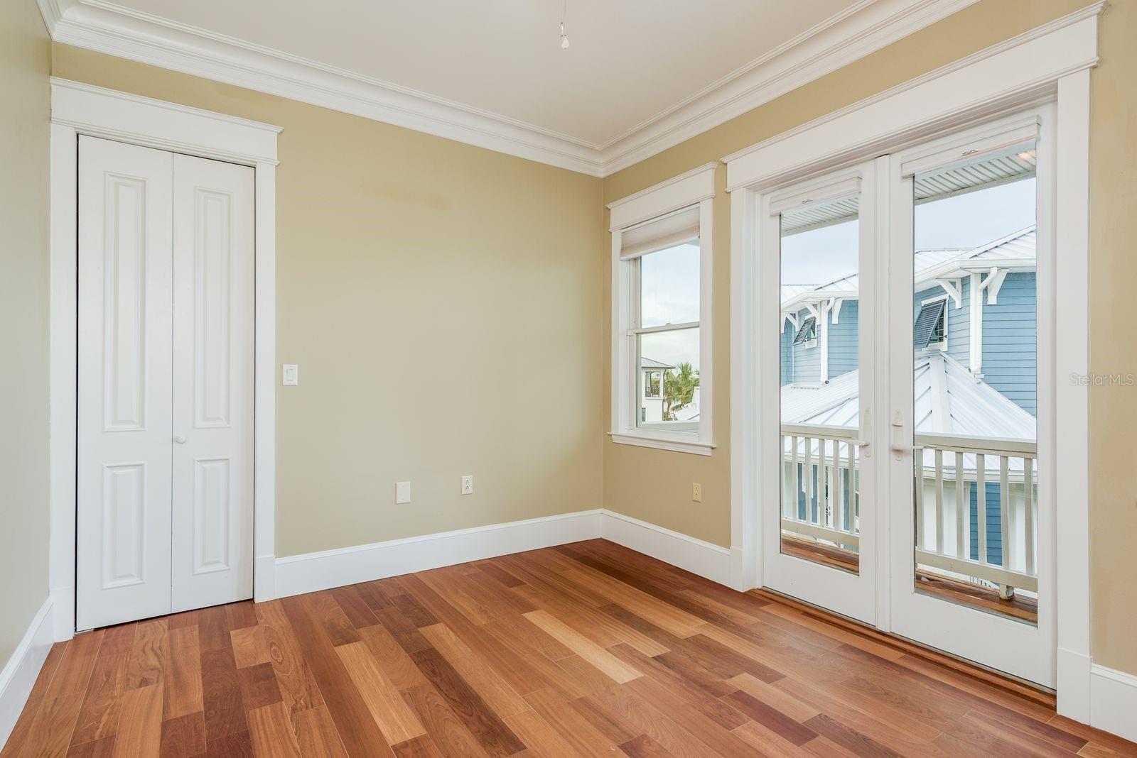 ISLAND ESTATES OF CLEARWATER - Residential