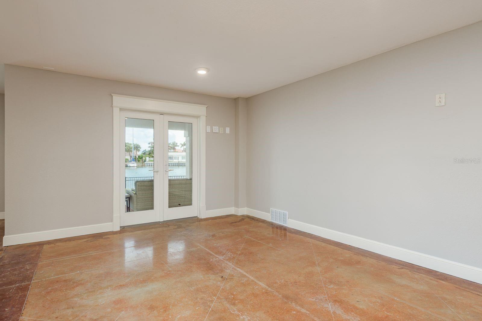 ISLAND ESTATES OF CLEARWATER - Residential