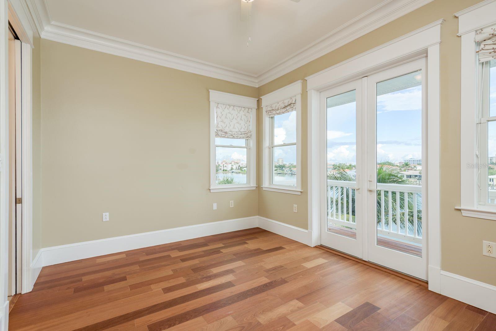 ISLAND ESTATES OF CLEARWATER - Residential