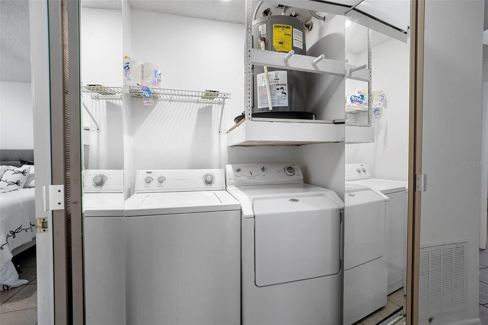 SHERWOOD FOREST - Residential