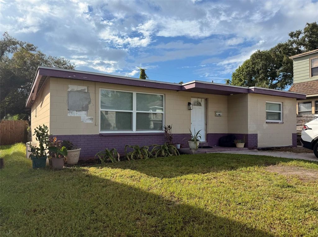 Photo of 2301 Trelain Drive S, St Petersburg, FL 33712 (MLS # TB8434950)