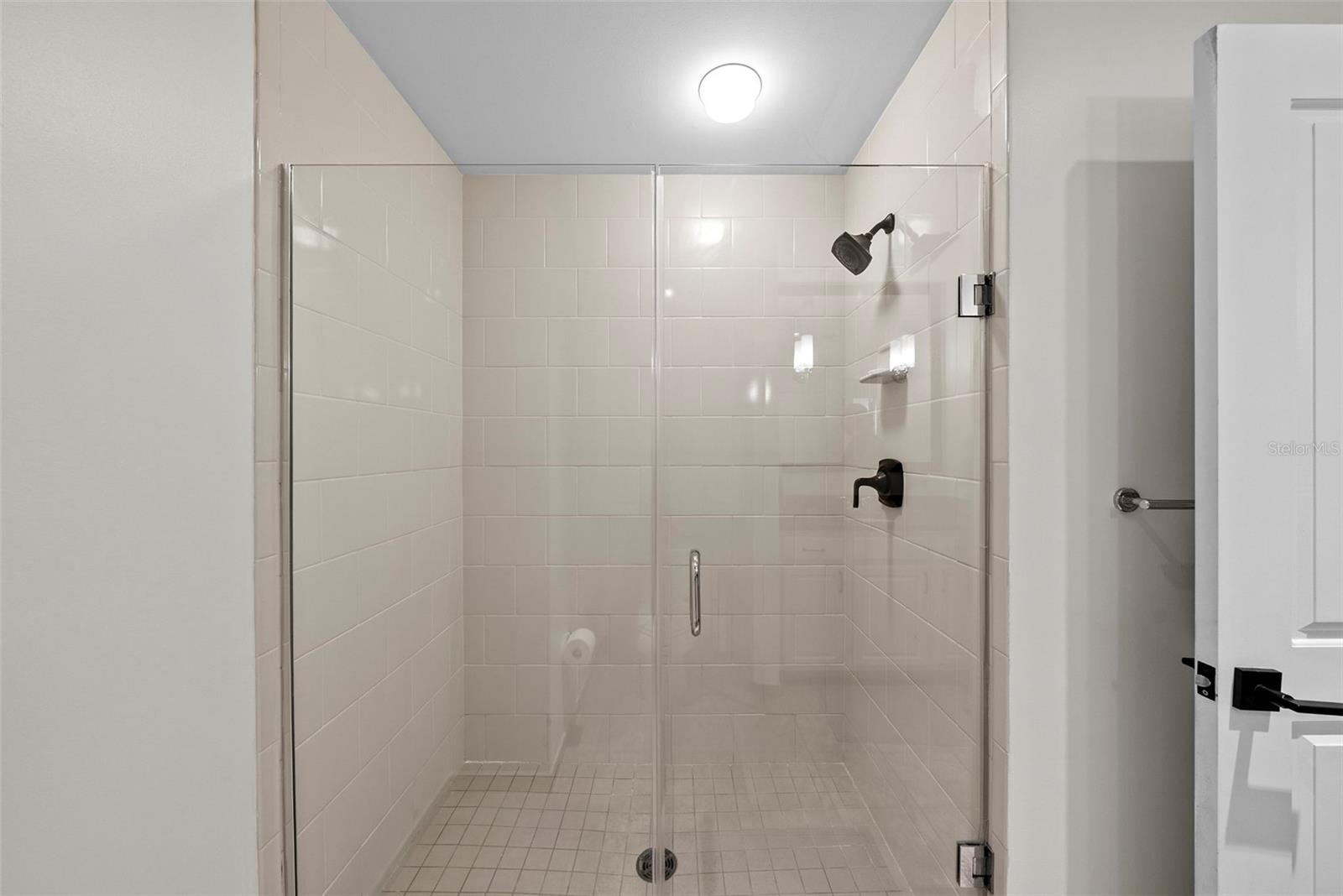 VENTANA A CONDO - Residential