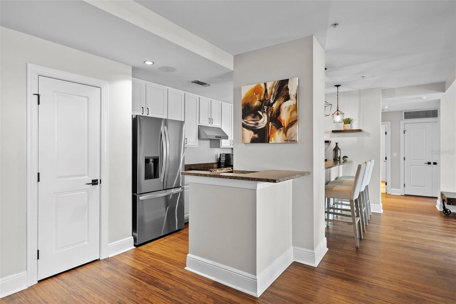 VENTANA A CONDO - Residential