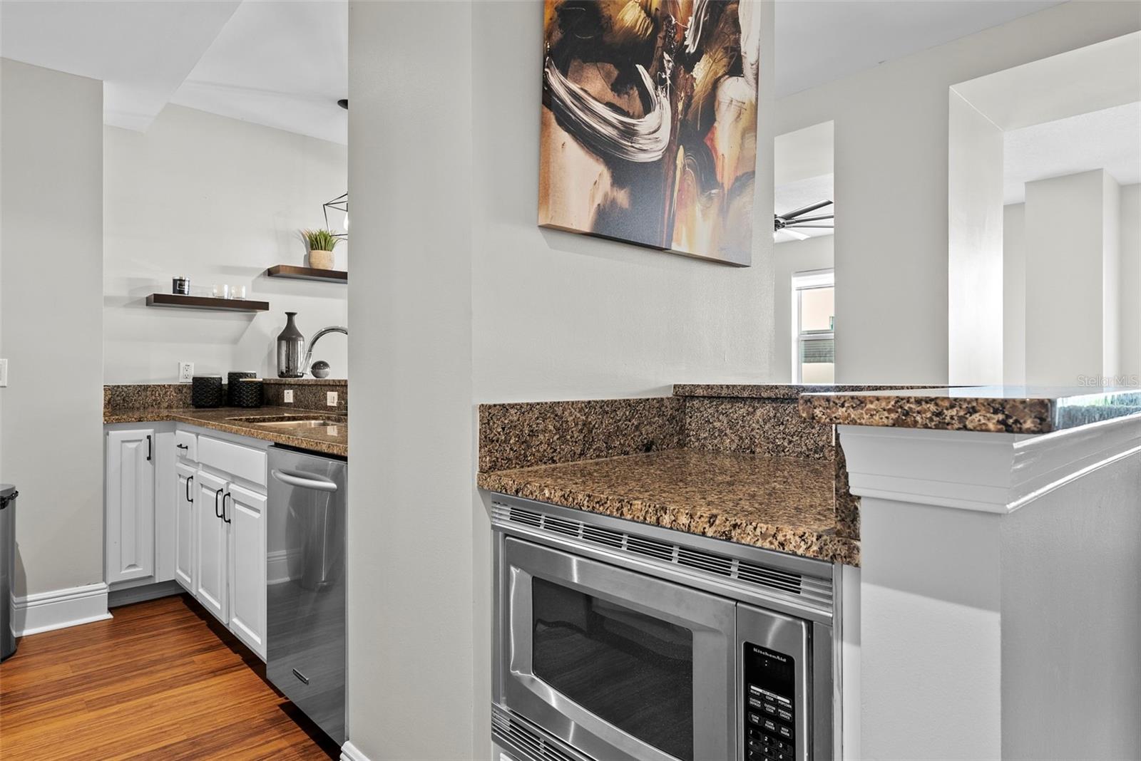 VENTANA A CONDO - Residential