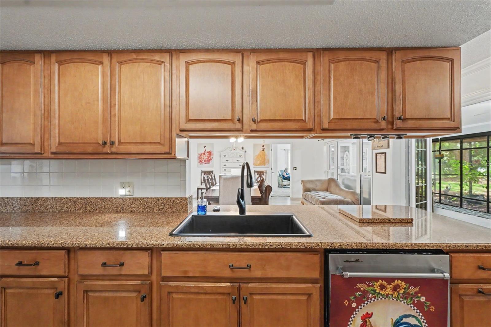 8251 EARLSHIRE LANE