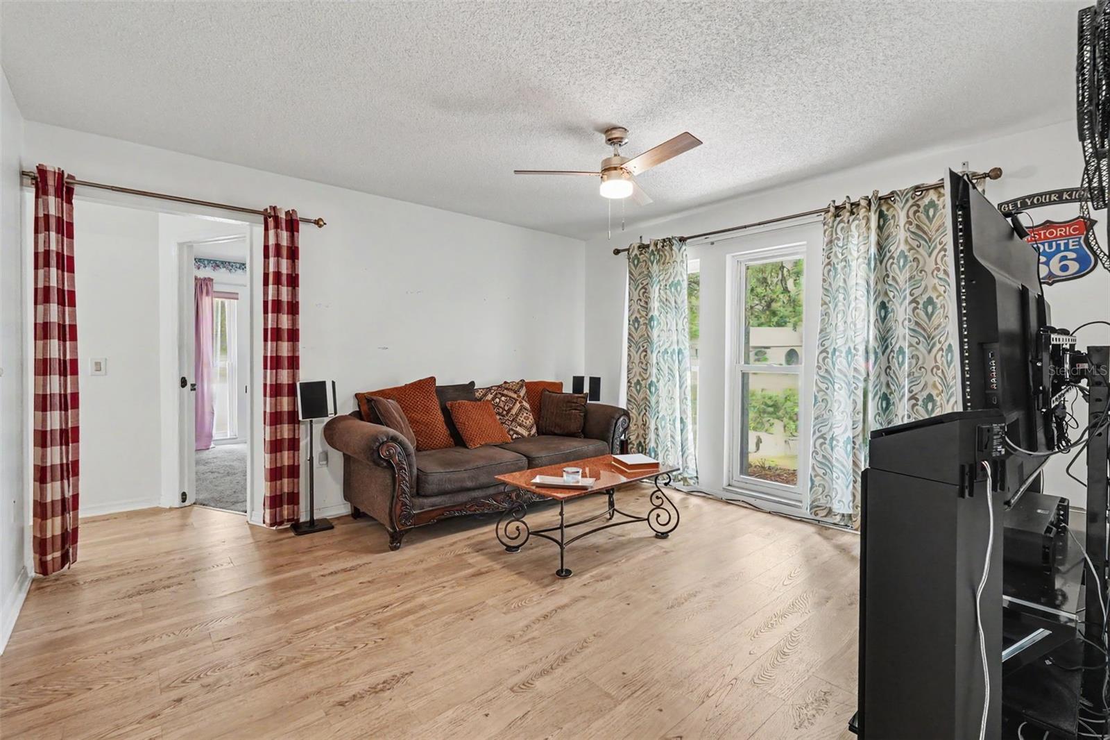 8251 EARLSHIRE LANE