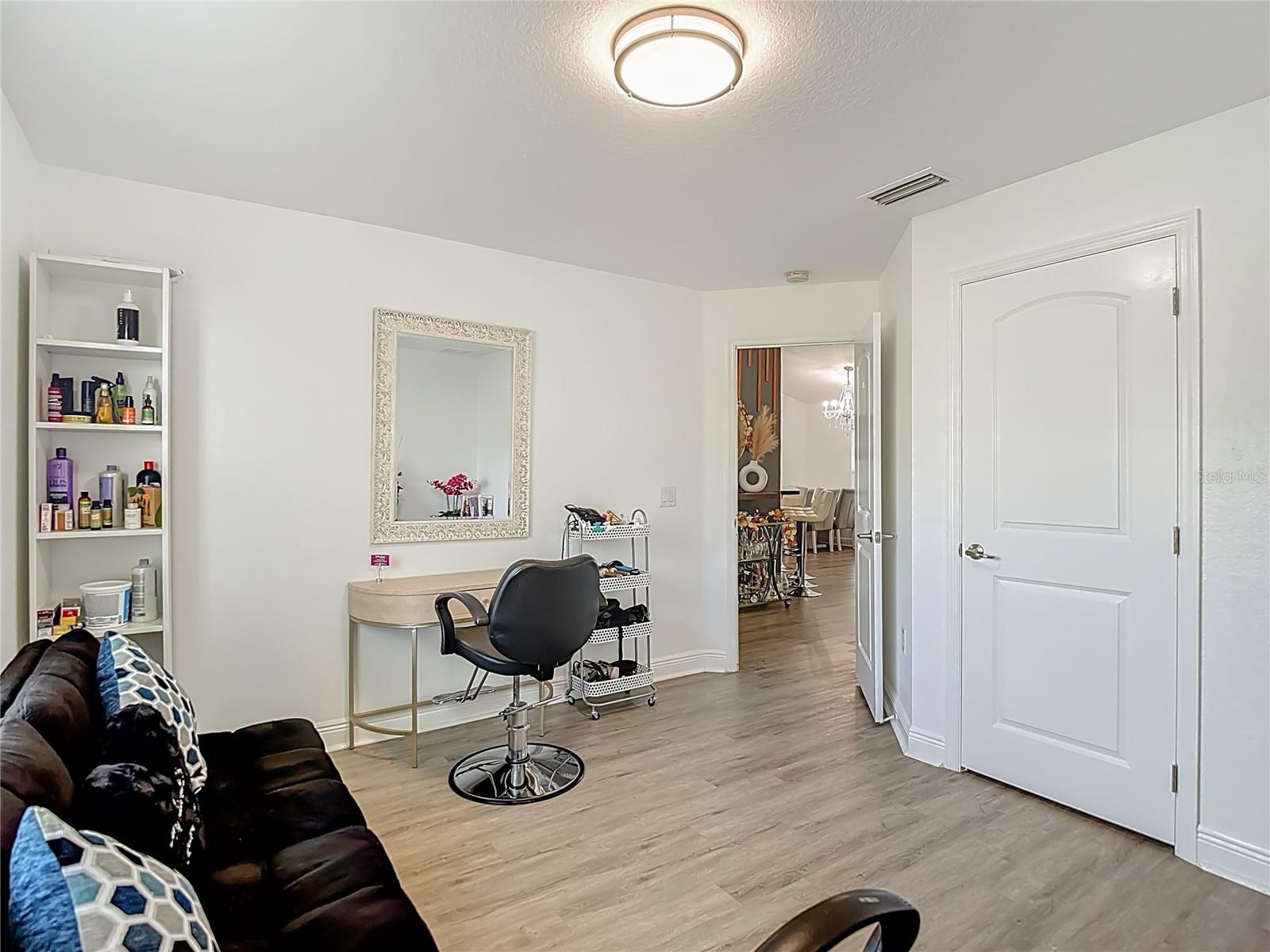 SPRING HILL - Residential