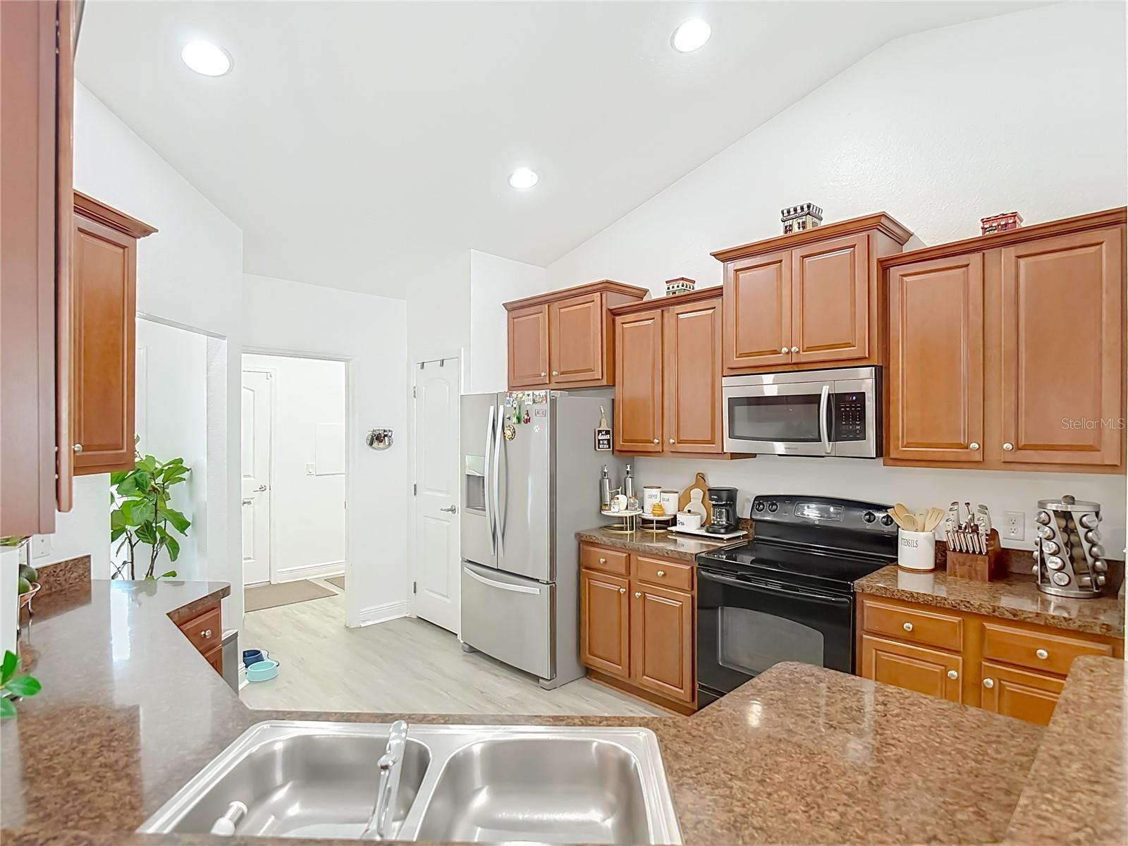 SPRING HILL - Residential