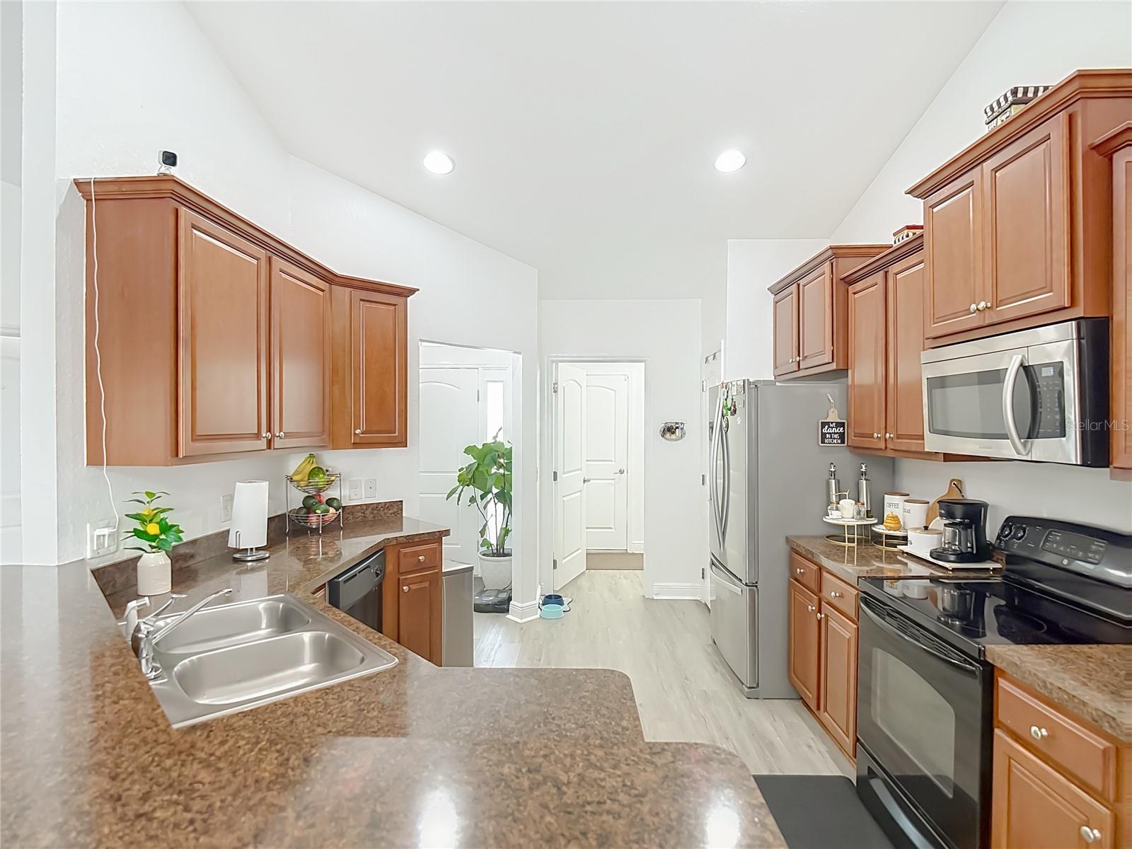 SPRING HILL - Residential