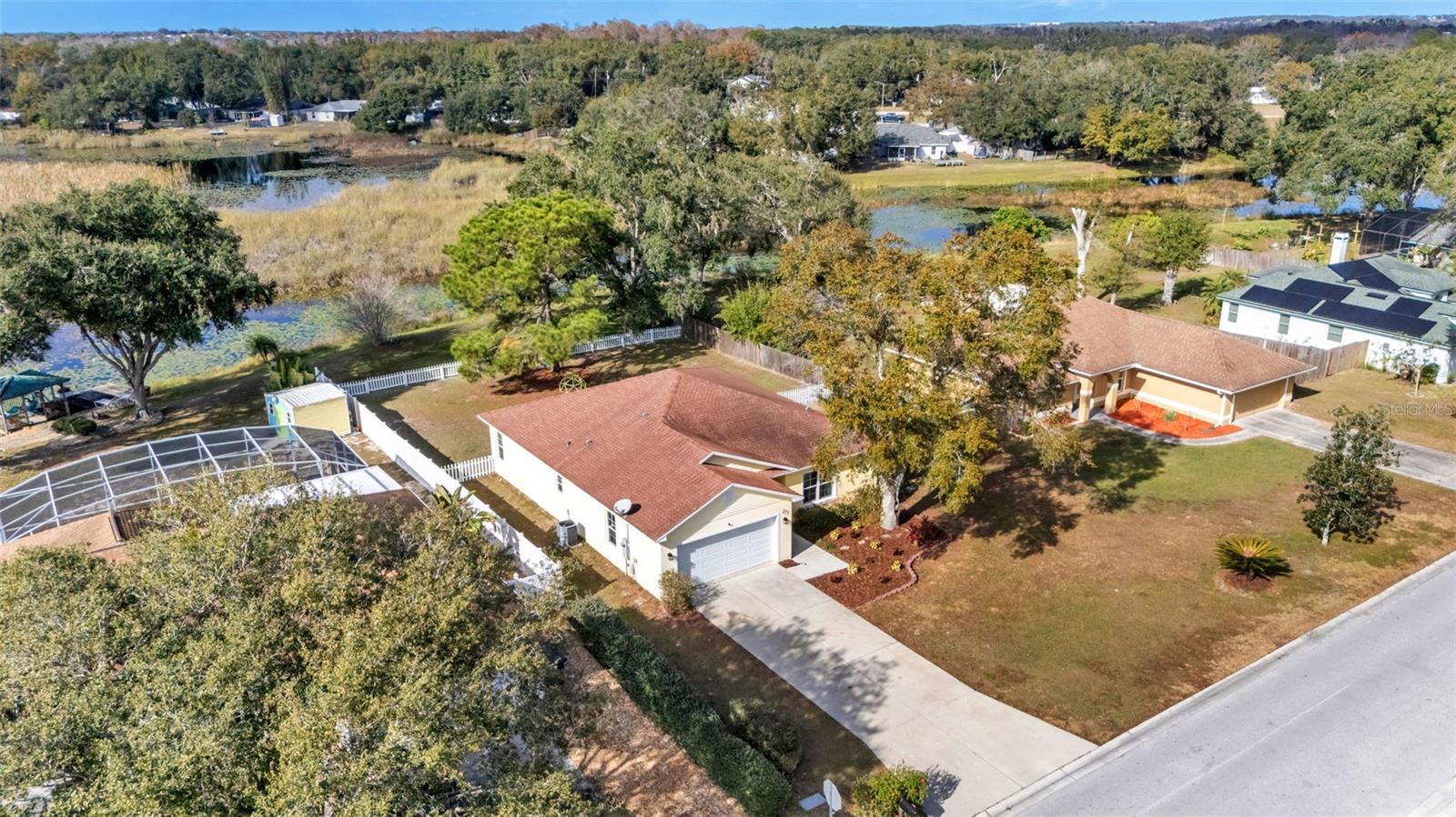 GROVELAND HIDDEN LAKES ESTATES - Residential