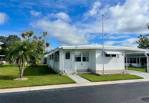 Photo of 10399 67th Avenue #86, Seminole, FL 33772 (MLS # TB8432574)