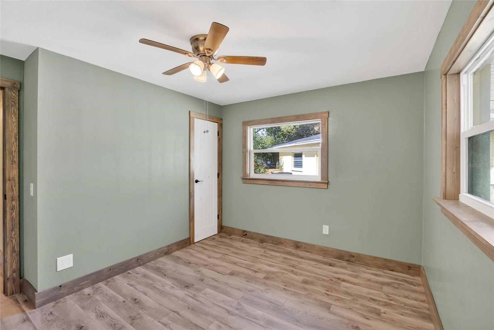 KEYSTONE MANOR - Residential