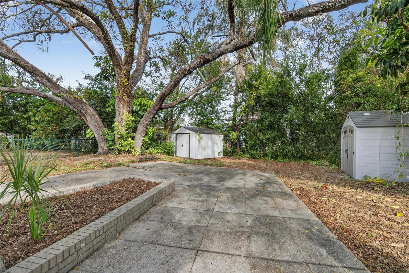 KEYSTONE MANOR - Residential