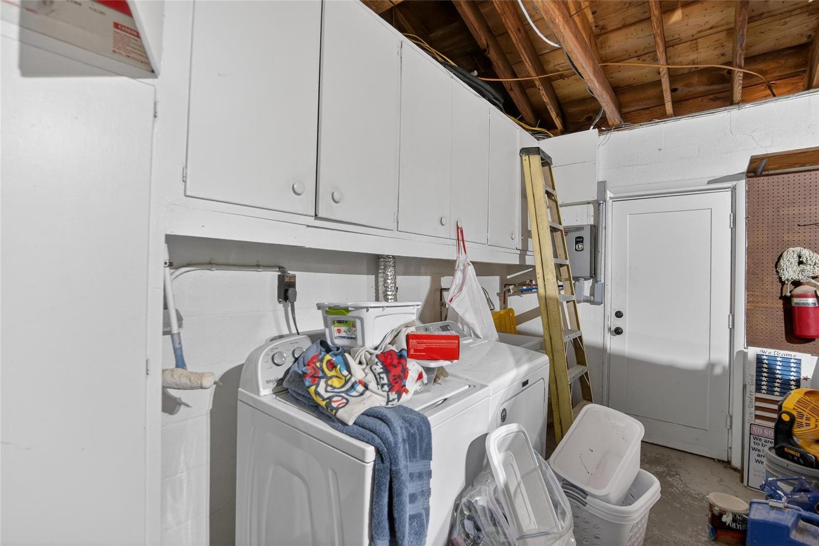 KEYSTONE MANOR - Residential