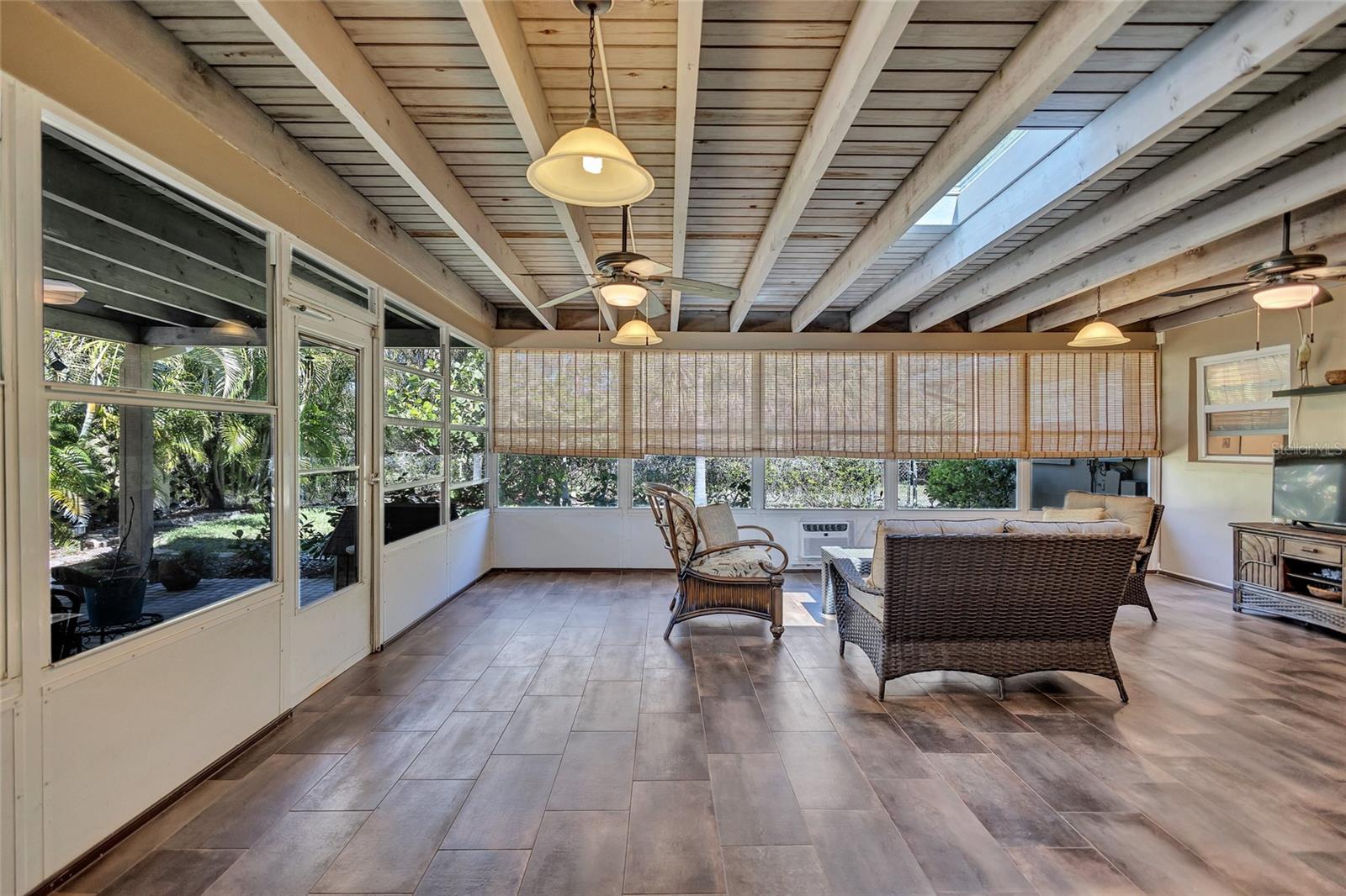 BAY PARK GARDENS - Residential