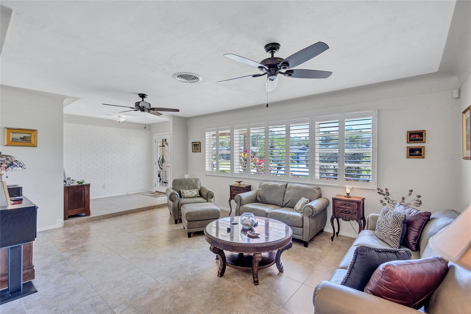 BAY PARK GARDENS - Residential