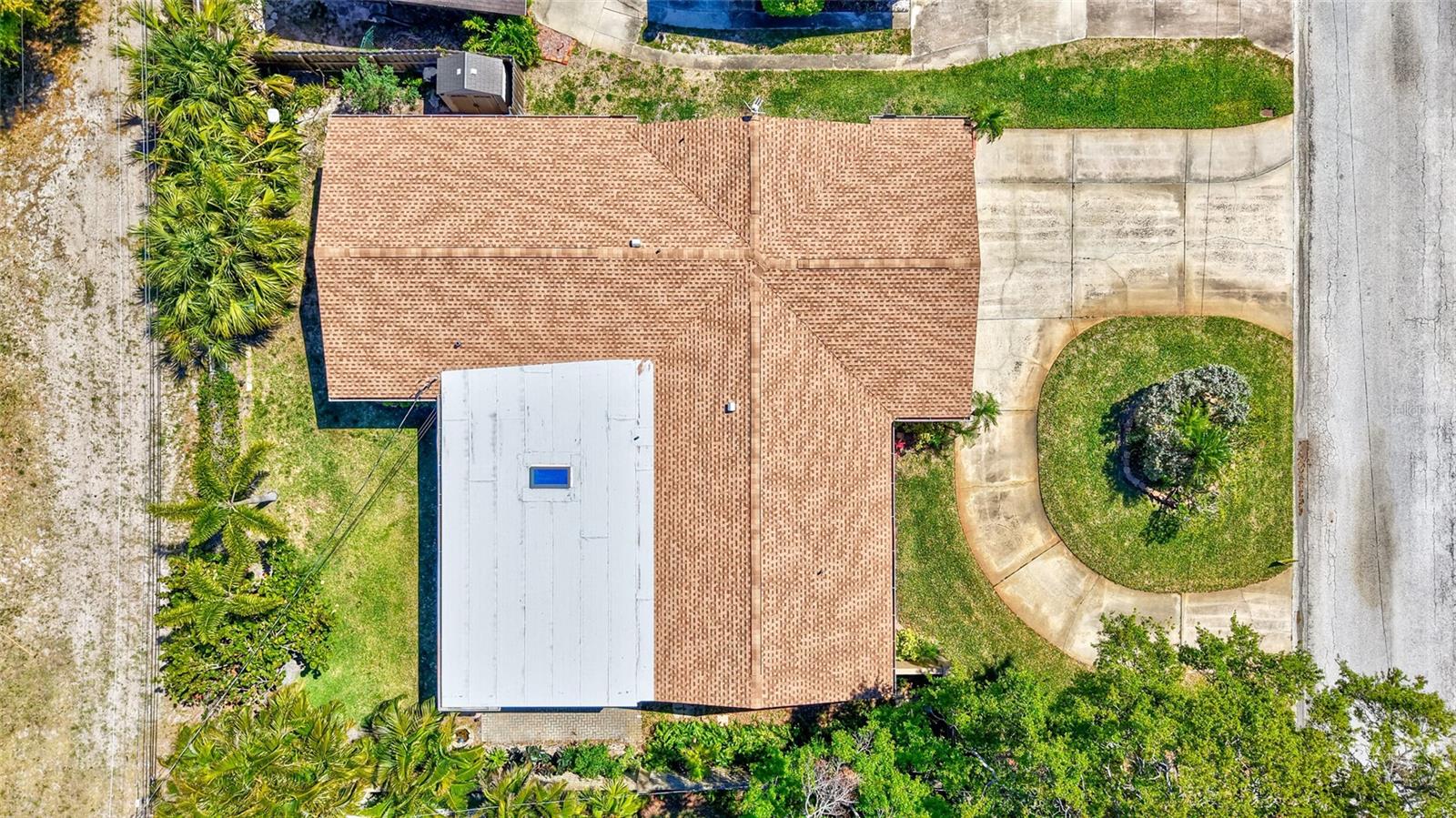 BAY PARK GARDENS - Residential