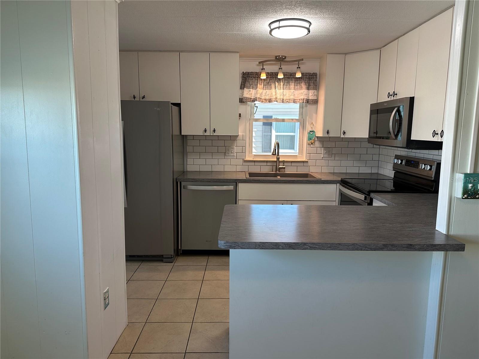 HARBOR ISLES I - Residential
