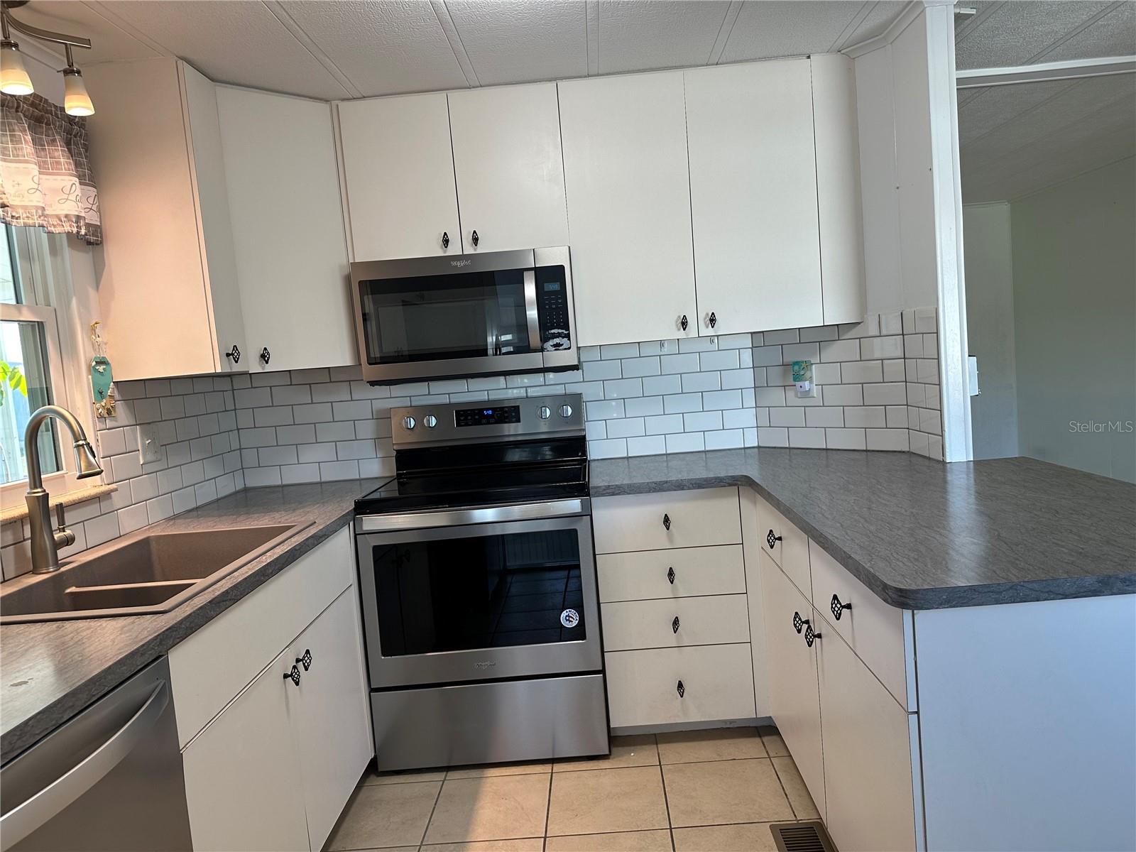 HARBOR ISLES I - Residential