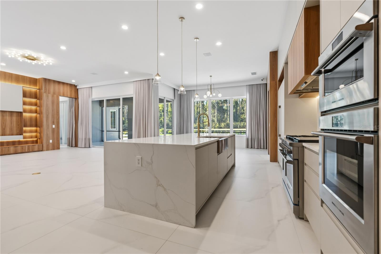 BELLA COLLINA ADD - Residential