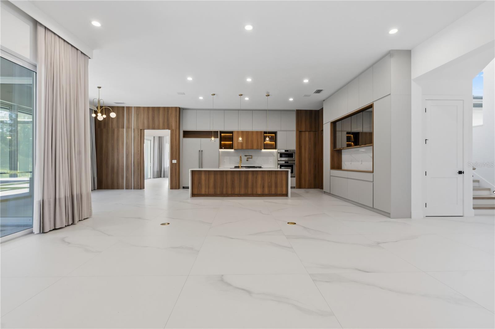 BELLA COLLINA ADD - Residential