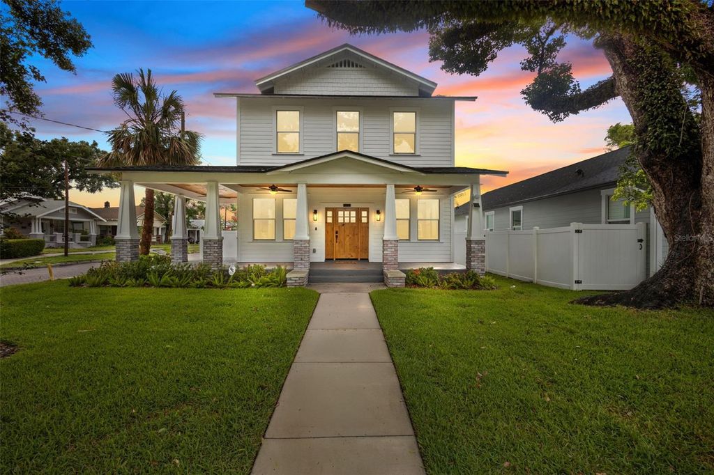 Photo of 502 E Robles Street, Tampa, FL 33602 (MLS # TB8393495)