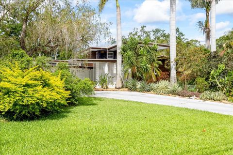 3130 WALNUT STREET NE ST PETERSBURG FL 33704