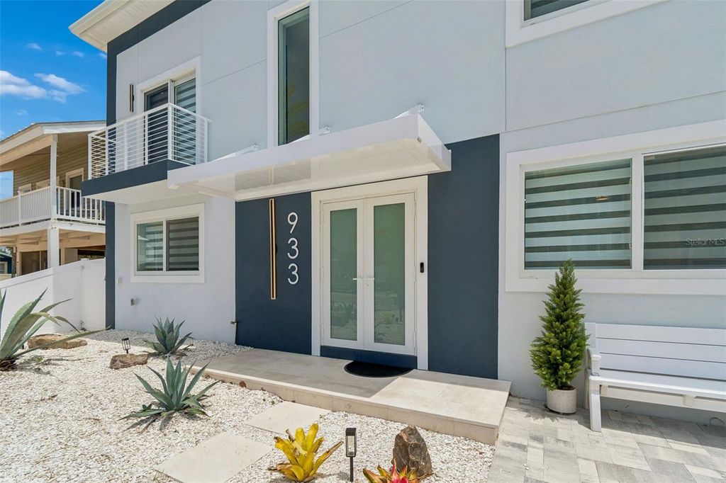 Photo of 933 Eldorado Avenue, Clearwater Beach, FL 33767 (MLS # TB8510502)