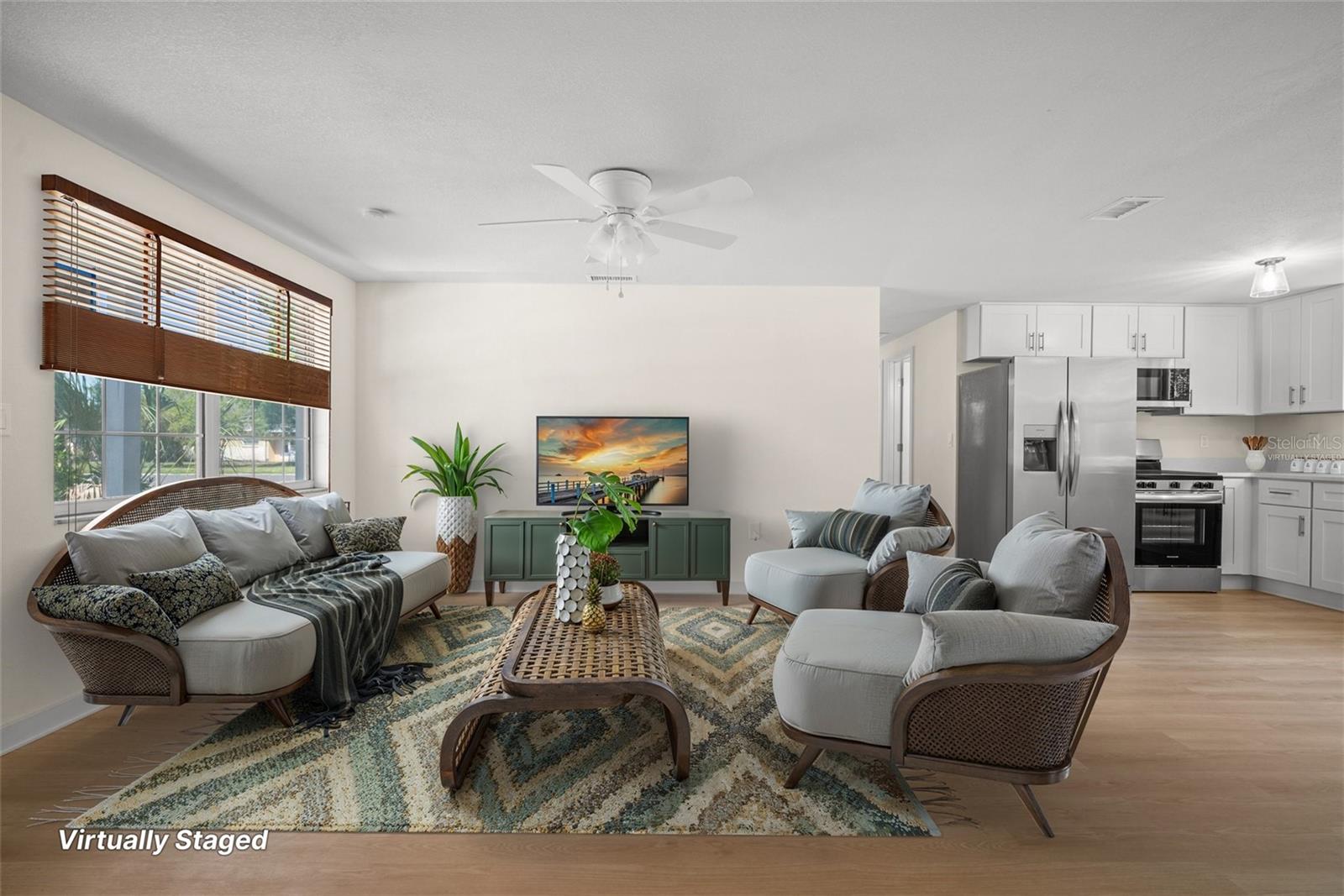 CROSS BAYOU ESTATES 7TH ADD - Residential