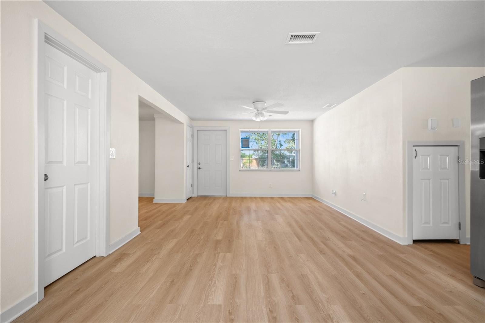 CROSS BAYOU ESTATES 7TH ADD - Residential