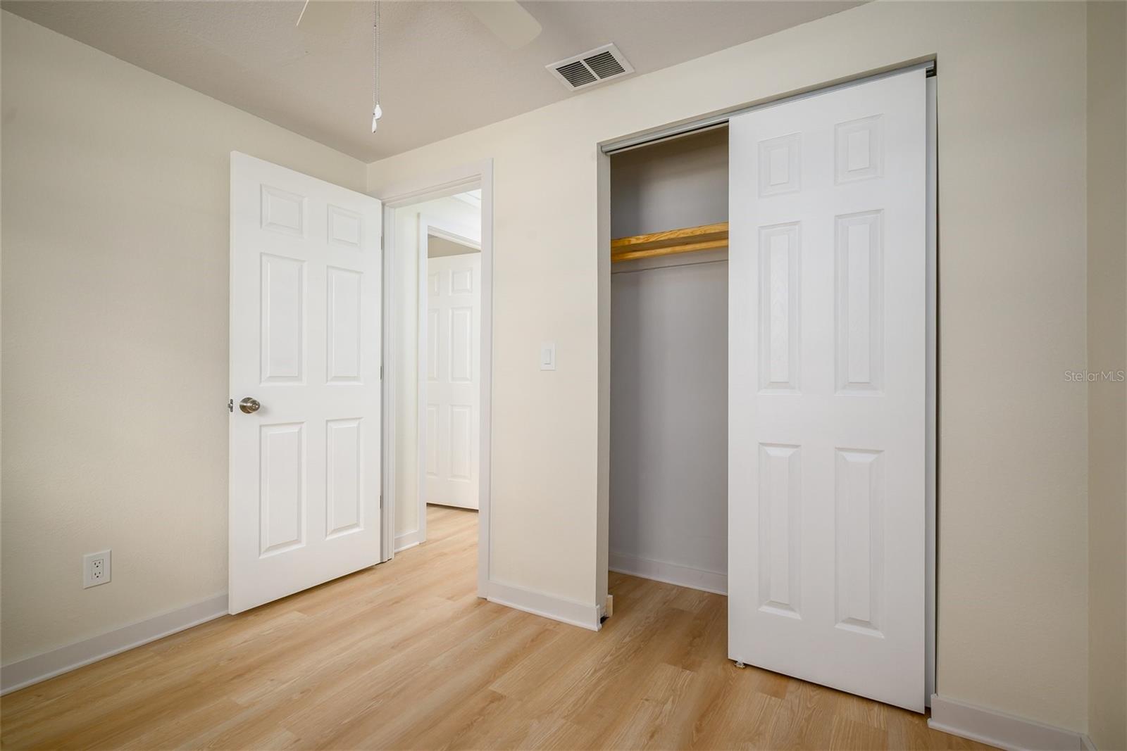 CROSS BAYOU ESTATES 7TH ADD - Residential