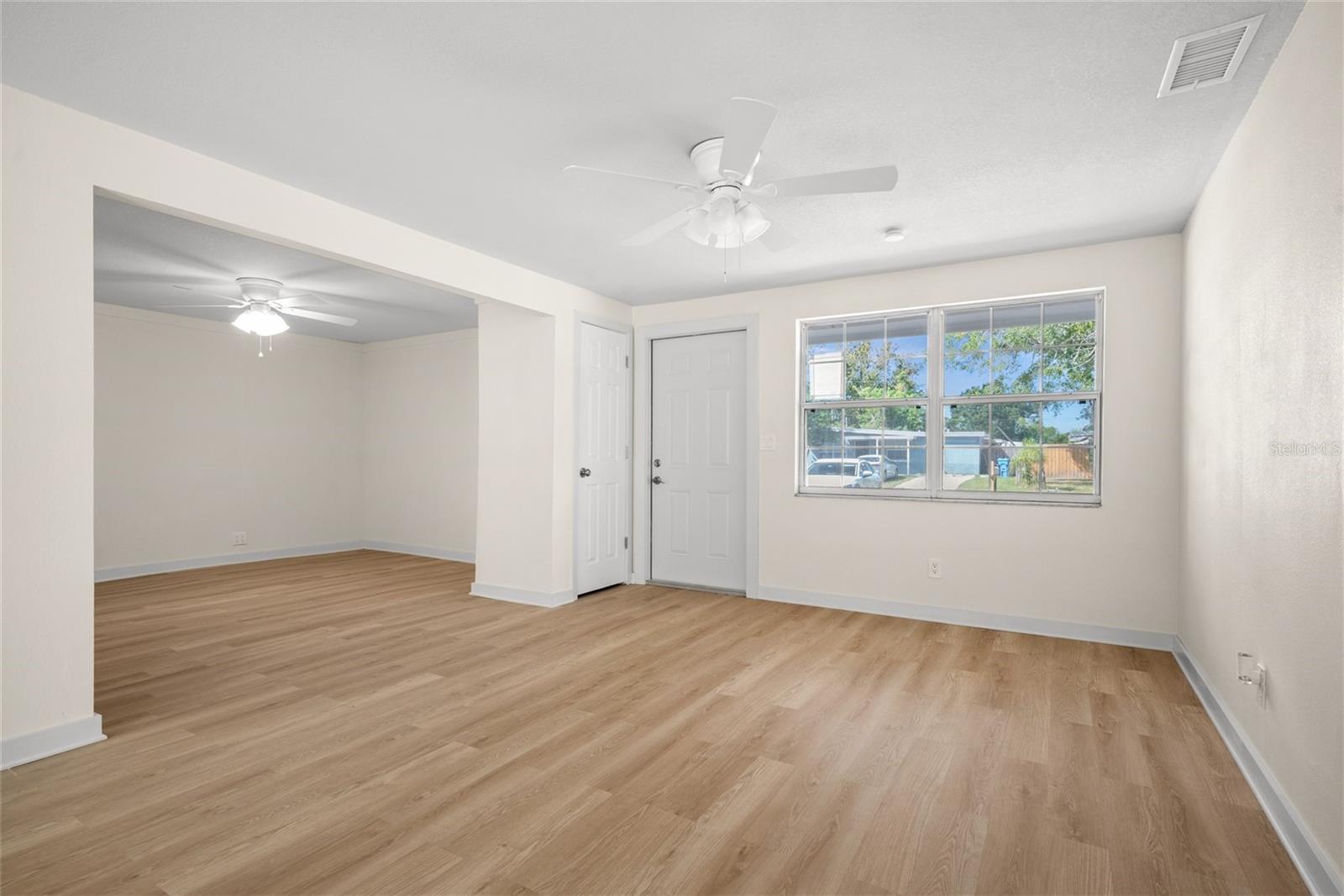 CROSS BAYOU ESTATES 7TH ADD - Residential