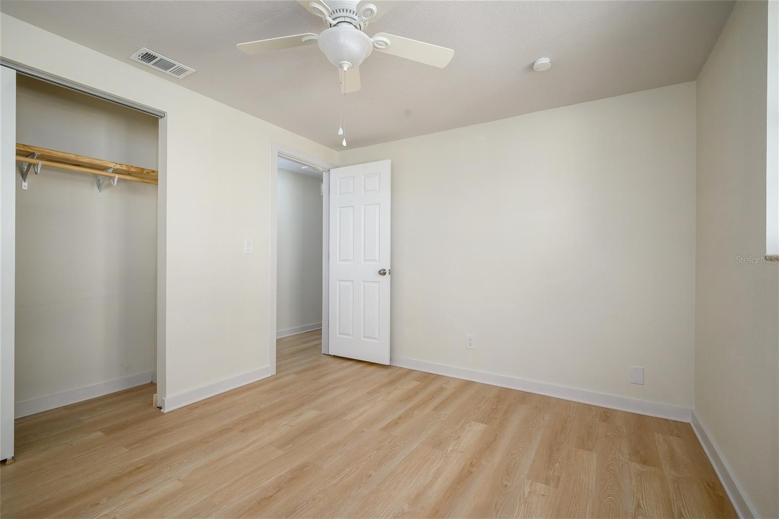 CROSS BAYOU ESTATES 7TH ADD - Residential