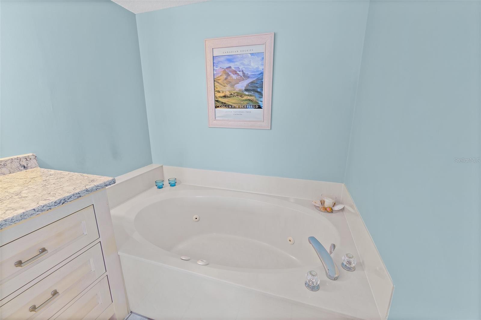 MAJESTIC SEAS CONDO - Residential