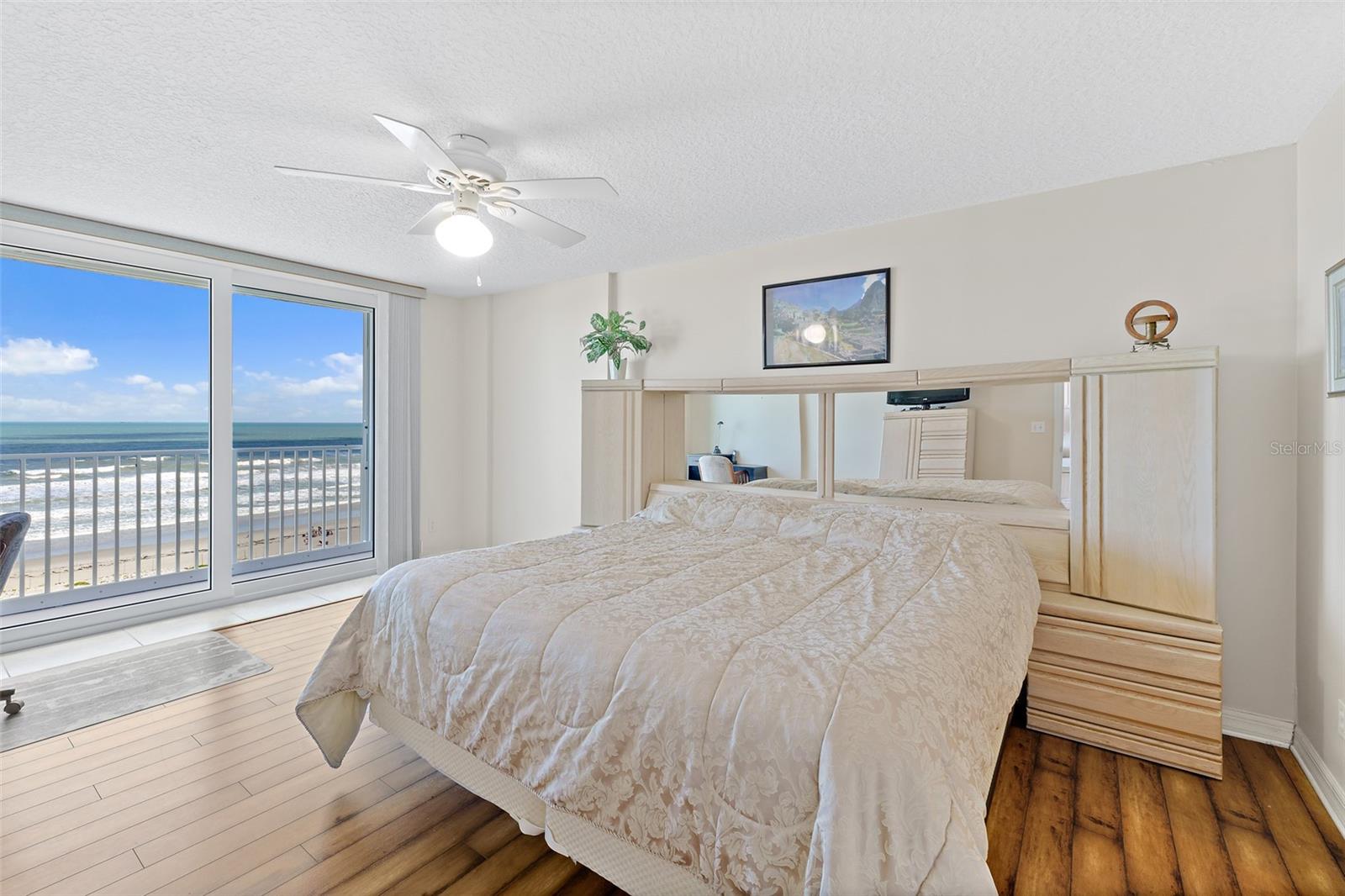 MAJESTIC SEAS CONDO - Residential
