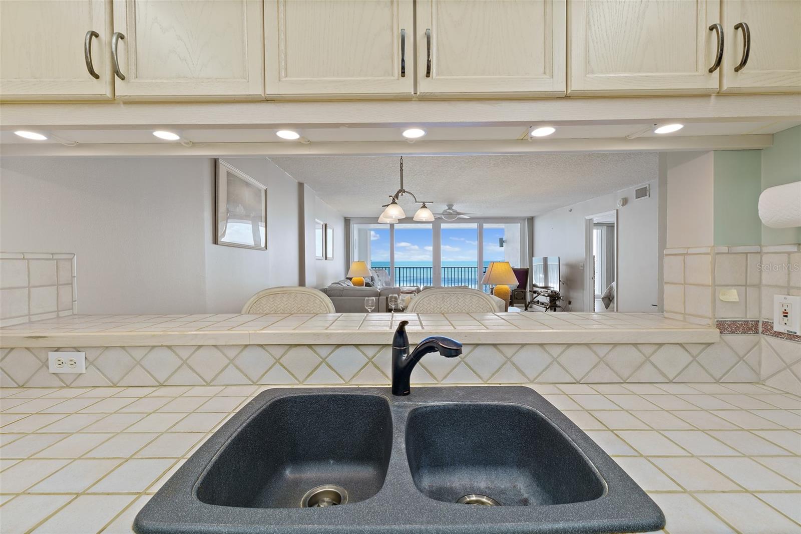 MAJESTIC SEAS CONDO - Residential