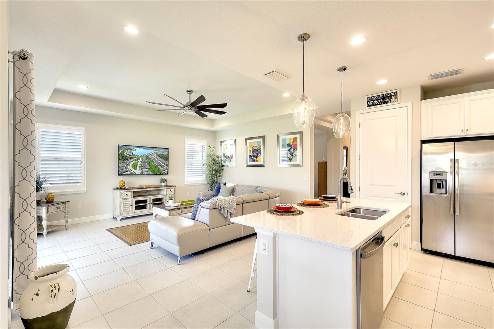 LAKEHOUSE COVE AT WATERSIDE - Residential