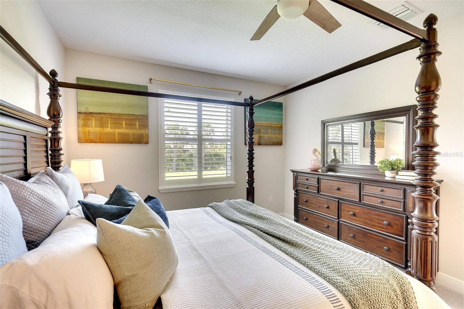 LAKEHOUSE COVE AT WATERSIDE - Residential